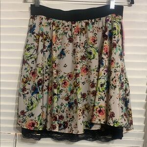 Floral & Lace mini skirt w/ elastic band Brand new with Tags